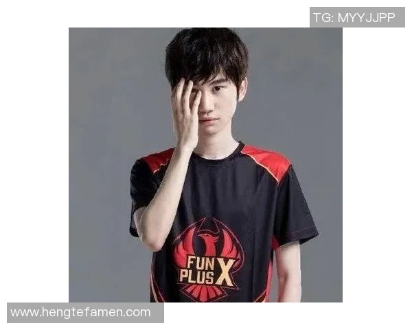 JDG在冠军杯中的力量表现分析与战术解读 JDG在冠军杯中的力量表现分析与战术解读